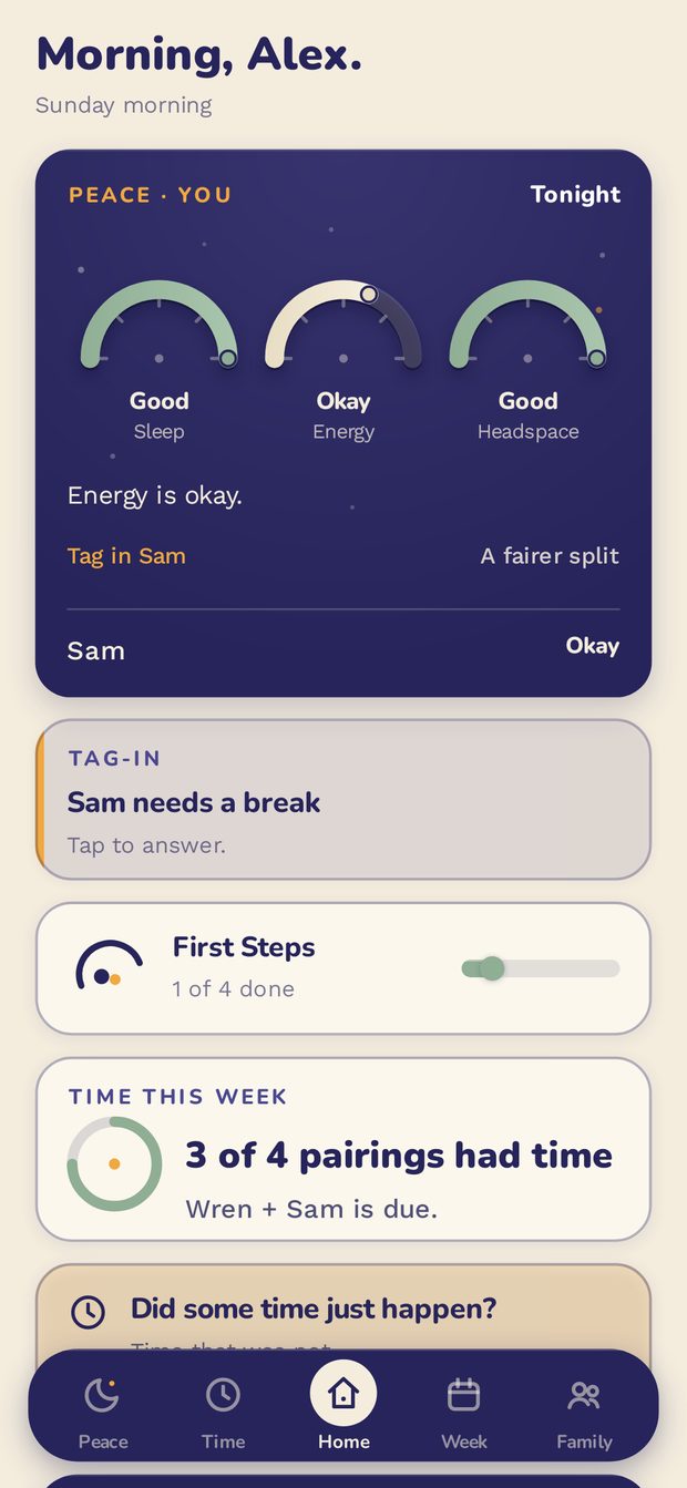 Home screen with battery gauges, a tag-in, and the week's pairings